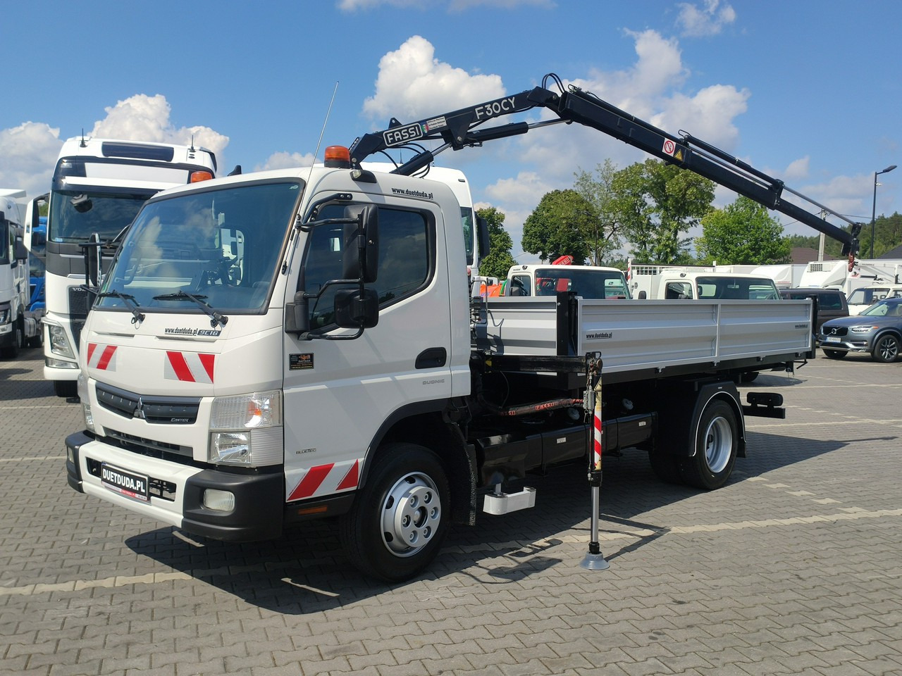 Mitsubishi Canter Fuso 9C18 3.0/180KM HDS FASSI F30 Wywrotka 3-stronna - 덤프트럭 : 사진 1 Mitsubishi Canter Fuso 9C18 3.0/180KM HDS FASSI F30 Wywrotka 3-stronna - 덤프트럭 : 사진 1