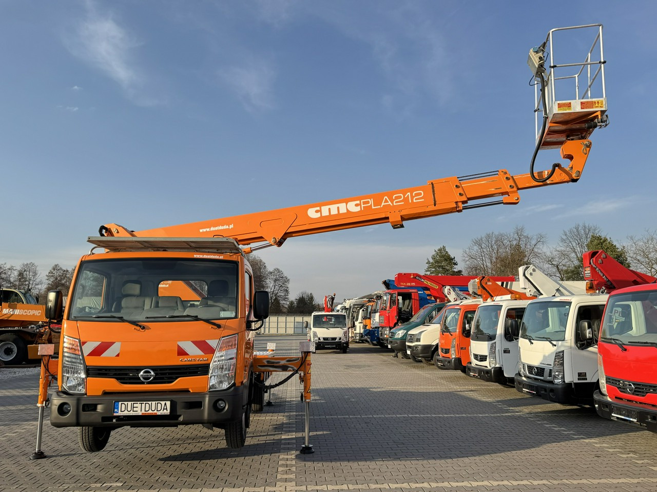 Nissan Cabstar - 트럭 탑재 고가작업 플랫폼 : 사진 4 Nissan Cabstar - 트럭 탑재 고가작업 플랫폼 : 사진 4