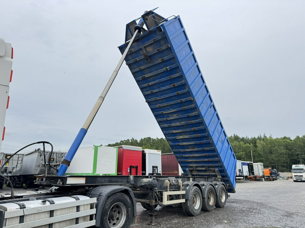 Ovibos Kargomil 35m STALOWA OKAZJA Stan Dobry !!! - 덤프 세미 트레일러 : 사진 1 Ovibos Kargomil 35m STALOWA OKAZJA Stan Dobry !!! - 덤프 세미 트레일러 : 사진 1