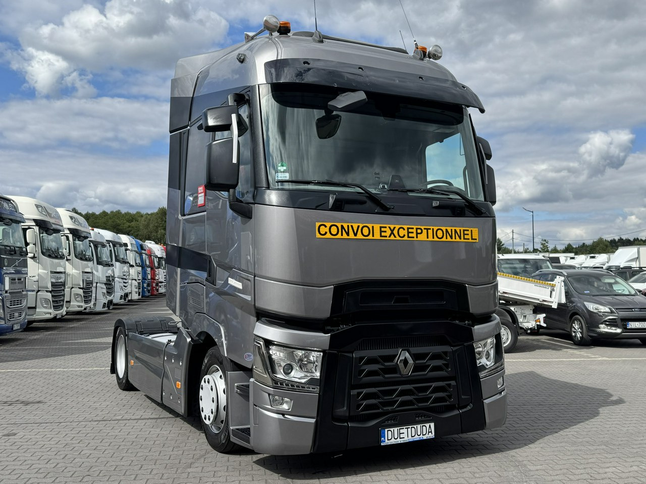 Renault Gama T 520 HIGH CAB Silnik 13litrów Euro 6 Low deck - 트랙터 유닛 : 사진 3 Renault Gama T 520 HIGH CAB Silnik 13litrów Euro 6 Low deck - 트랙터 유닛 : 사진 3
