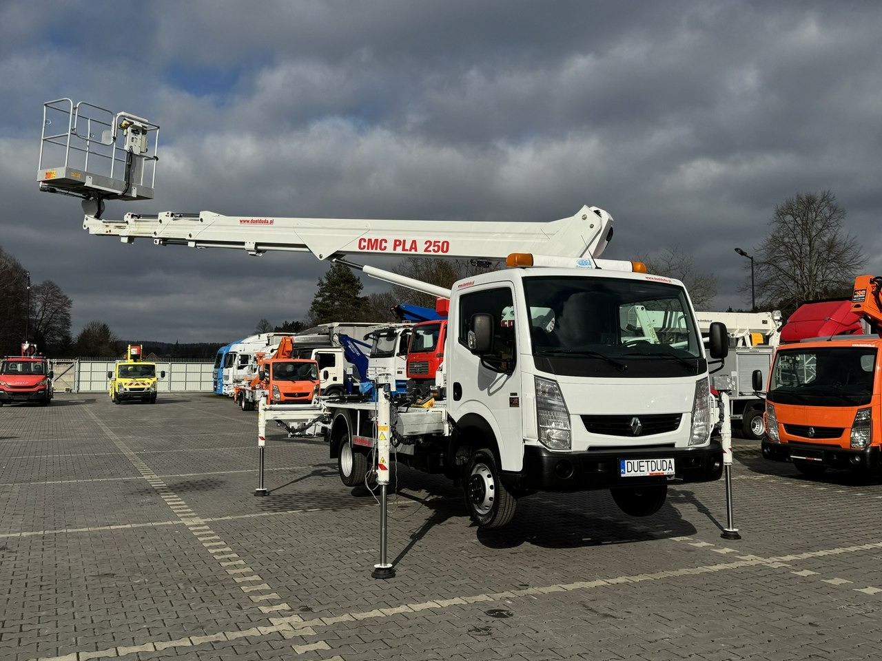 Renault Maxity - 트럭 탑재 고가작업 플랫폼 : 사진 2 Renault Maxity - 트럭 탑재 고가작업 플랫폼 : 사진 2