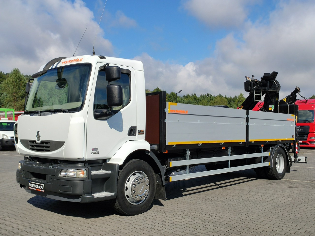 Renault Midlum 180.240DXI + HDS HYVA HB170E2 Udzwig 3.6Tony - 드롭사이드/ 플랫베드 트럭, 크레인 트럭 : 사진 2 Renault Midlum 180.240DXI + HDS HYVA HB170E2 Udzwig 3.6Tony - 드롭사이드/ 플랫베드 트럭, 크레인 트럭 : 사진 2