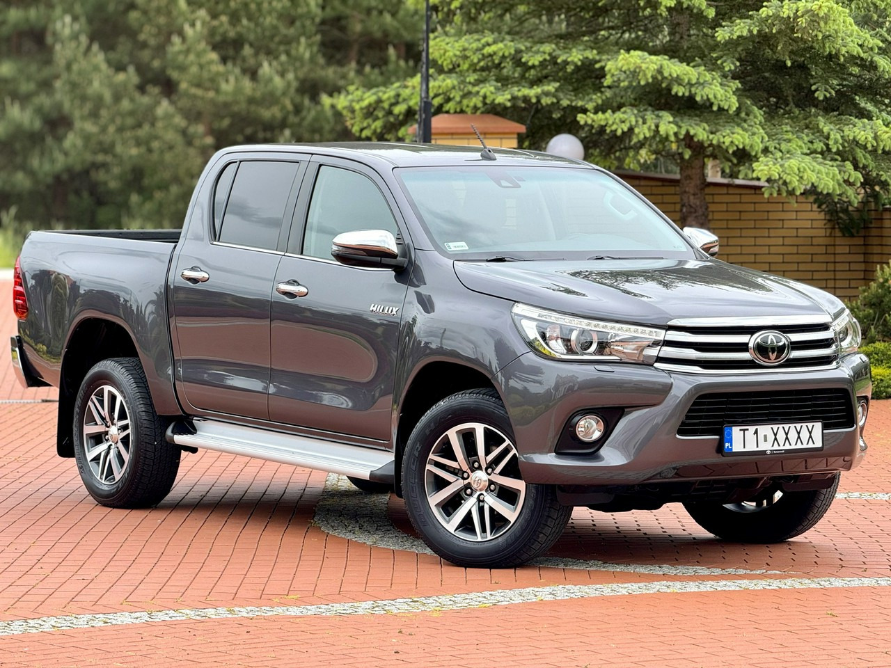 Toyota Hilux - 픽업트럭 : 사진 1 Toyota Hilux - 픽업트럭 : 사진 1