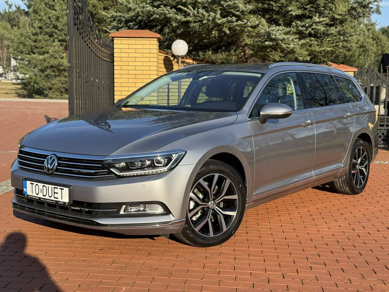 Volkswagen Passat - 차량 : 사진 4 Volkswagen Passat - 차량 : 사진 4