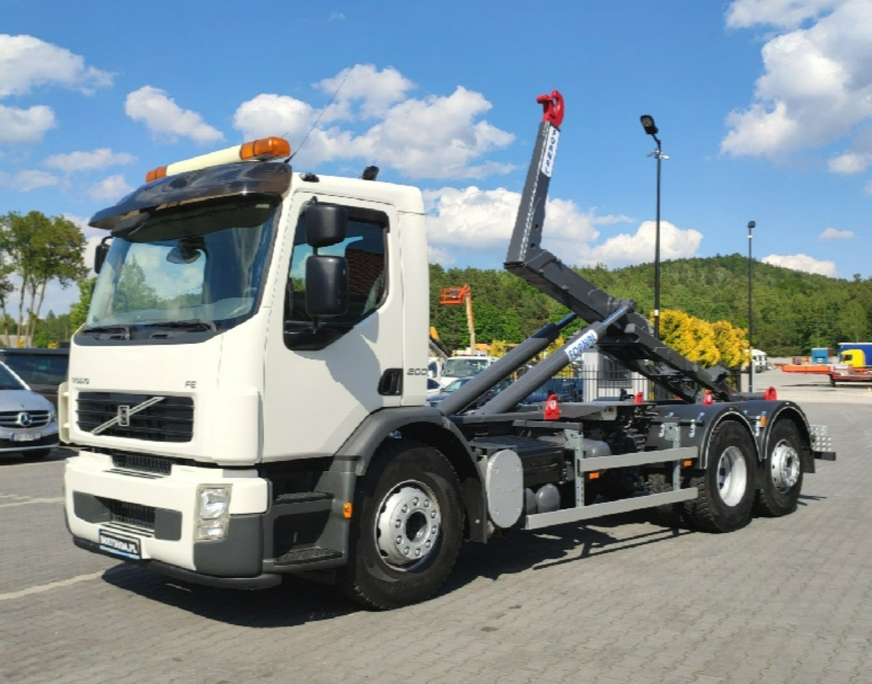 Volvo FE 26.300 Hakowiec Napęd 6x2 Oś Skrętna - 후크 리프트 트럭 : 사진 1 Volvo FE 26.300 Hakowiec Napęd 6x2 Oś Skrętna - 후크 리프트 트럭 : 사진 1