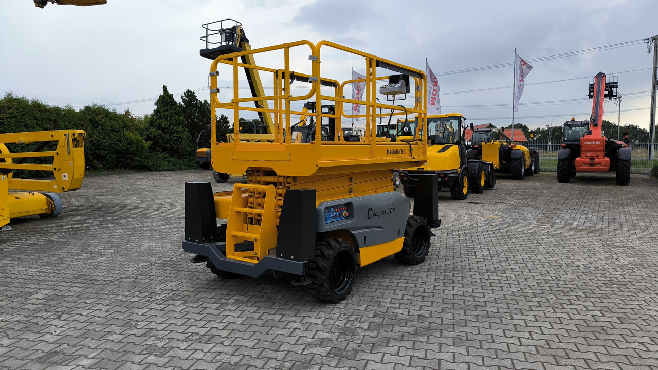 HAULOTTE Compact 12 DX - 시저 리프트 : 사진 3 HAULOTTE Compact 12 DX - 시저 리프트 : 사진 3