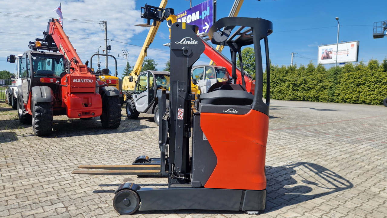 LINDE R 14 - 01 - 사이드 로더 : 사진 1 LINDE R 14 - 01 - 사이드 로더 : 사진 1