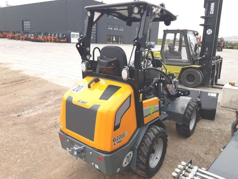 Giant G 2200 E X-Tra Elektro / electric - 스키드 스티어 로더 : 사진 4 Giant G 2200 E X-Tra Elektro / electric - 스키드 스티어 로더 : 사진 4