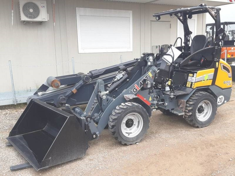 Giant G 2200 E X-Tra Elektro / electric - 스키드 스티어 로더 : 사진 2 Giant G 2200 E X-Tra Elektro / electric - 스키드 스티어 로더 : 사진 2