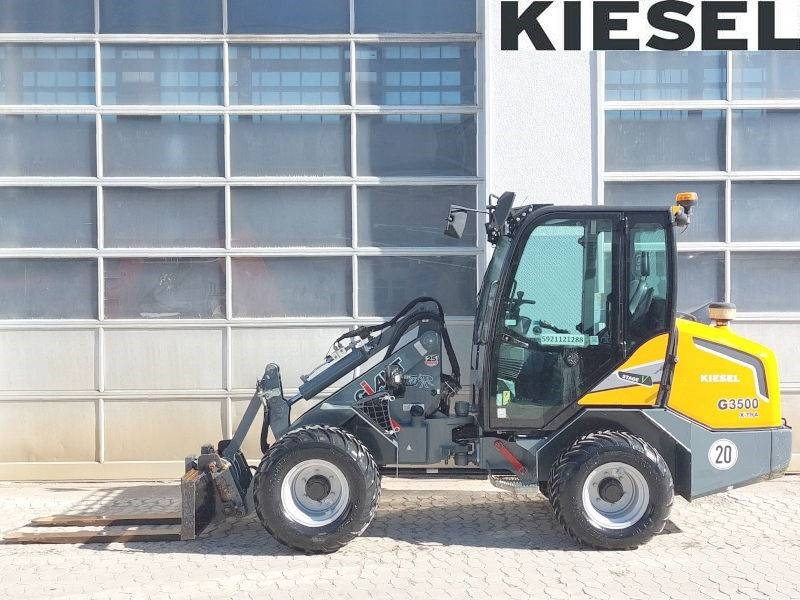 Giant G 3500 X-Tra - 스키드 스티어 로더 : 사진 1 Giant G 3500 X-Tra - 스키드 스티어 로더 : 사진 1