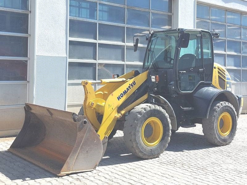 Komatsu WA 100 M-7 - 스키드 스티어 로더 : 사진 2 Komatsu WA 100 M-7 - 스키드 스티어 로더 : 사진 2