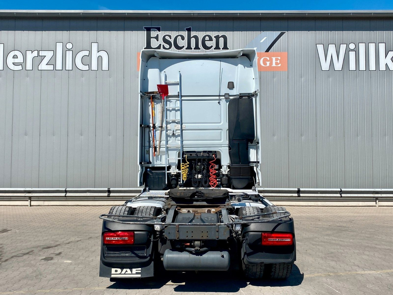 DAF XF 530 Super Space Cab | Hydraulik*Standklima - 트랙터 유닛 : 사진 4 DAF XF 530 Super Space Cab | Hydraulik*Standklima - 트랙터 유닛 : 사진 4