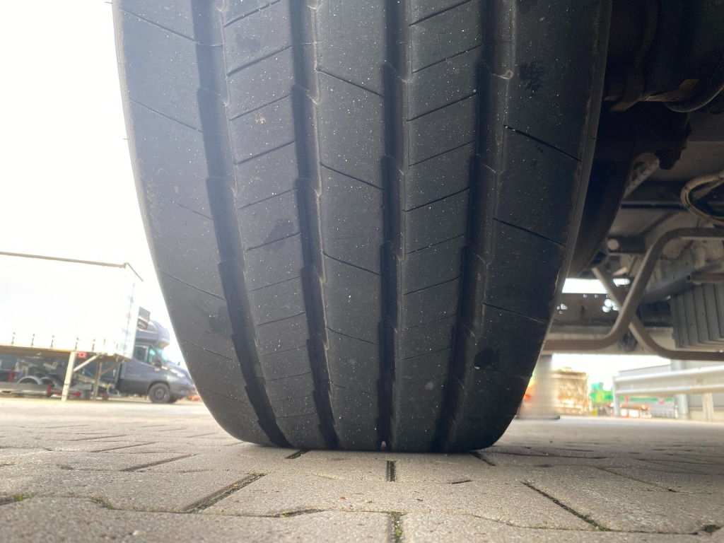 커튼사이더 세미 트레일러 Krone SD : 사진 13