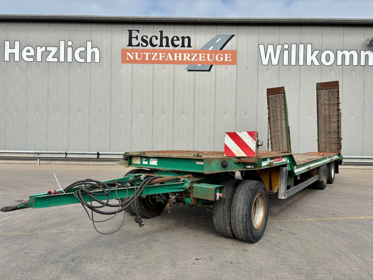 Langendorf Anhänger | hydraulische Rampen*Blatt*BPW-Achsen - 저하대 트레일러 : 사진 1 Langendorf Anhänger | hydraulische Rampen*Blatt*BPW-Achsen - 저하대 트레일러 : 사진 1