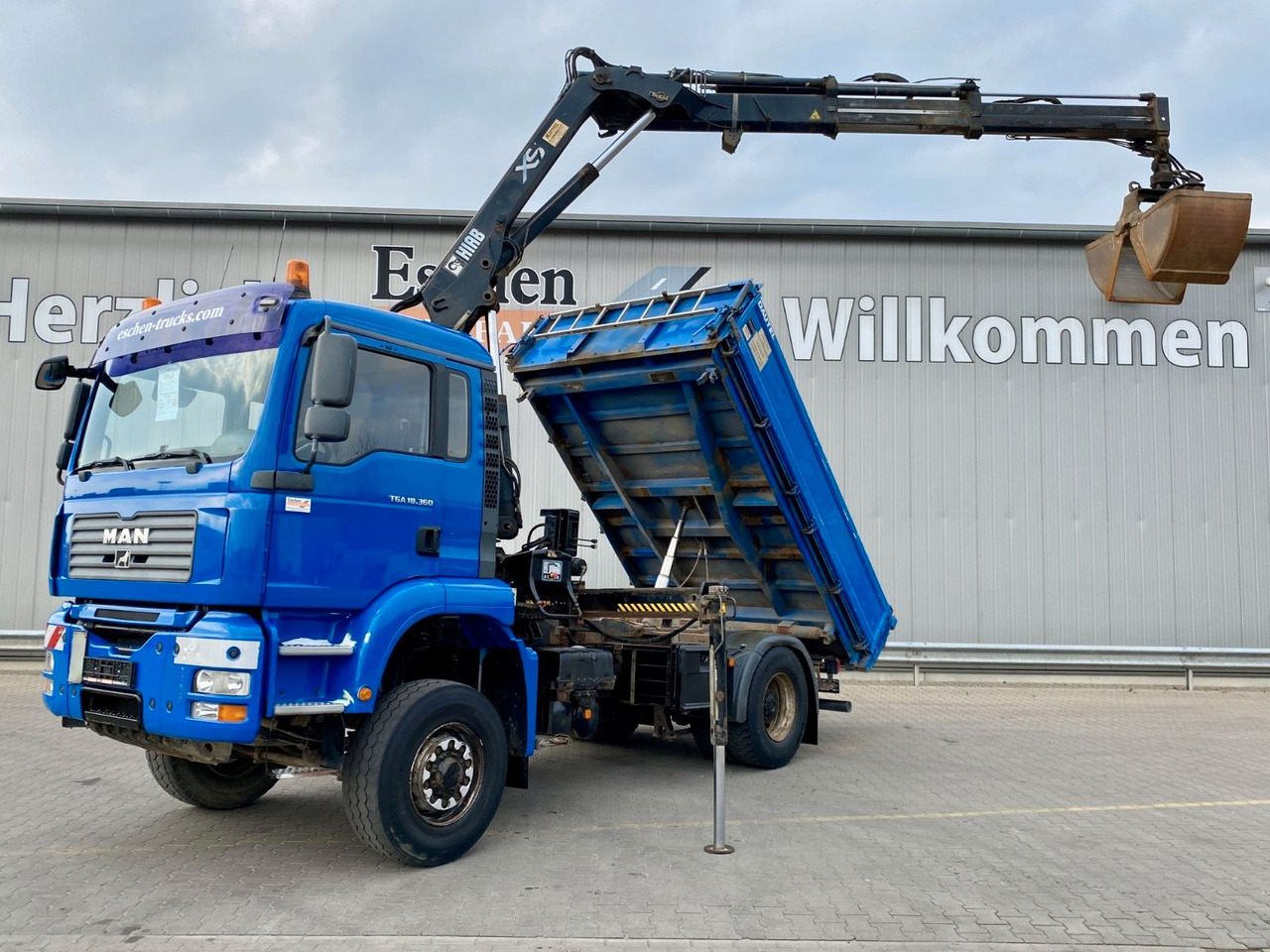 MAN TGA 18.360 4x4H BL*HIAB 122 BS-2*Dautel 3-Seiten - 덤프트럭, 크레인 트럭 : 사진 2 MAN TGA 18.360 4x4H BL*HIAB 122 BS-2*Dautel 3-Seiten - 덤프트럭, 크레인 트럭 : 사진 2