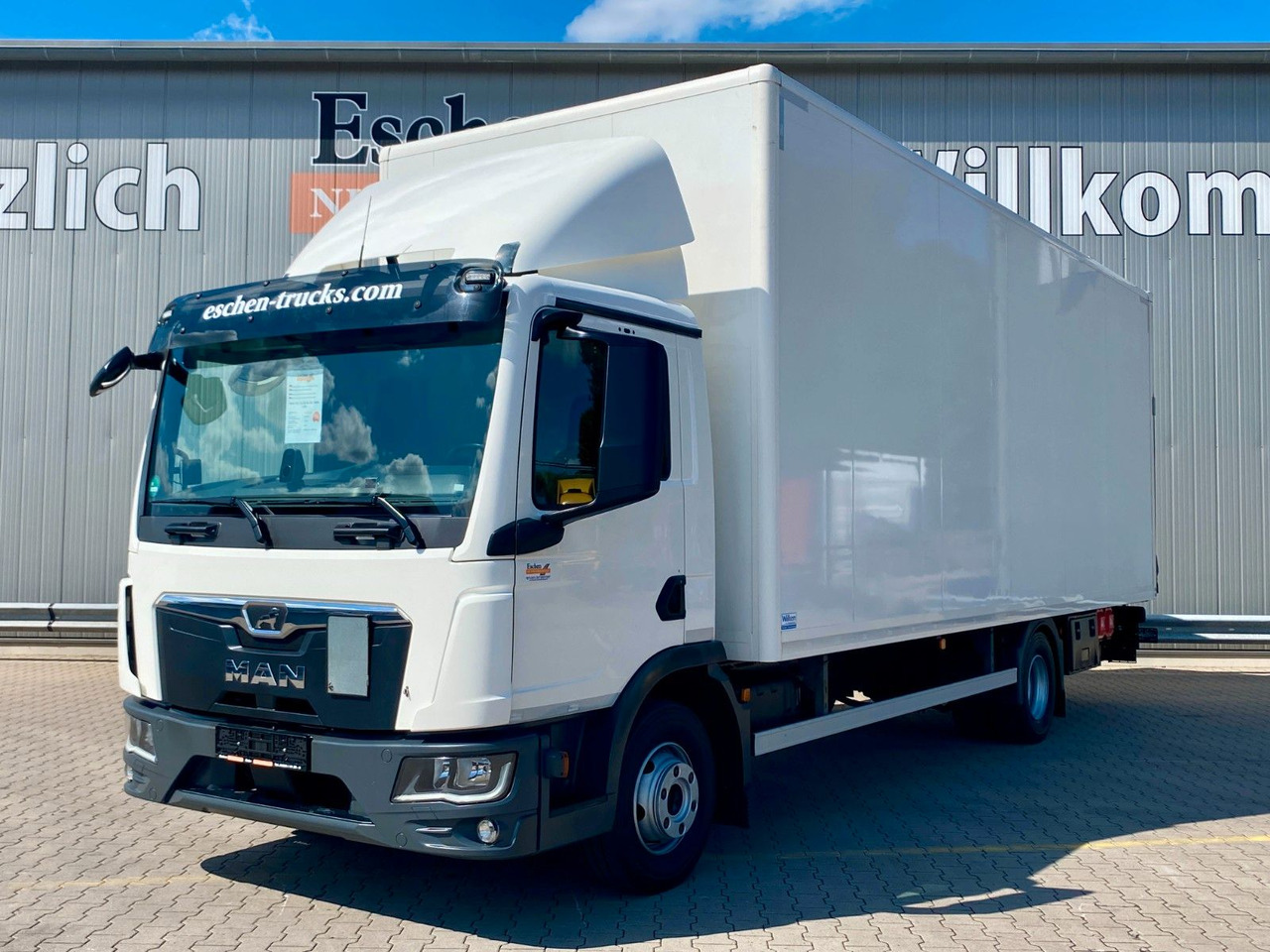 MAN TGL 12.220 Automatik*LBW*HU+BremseNEU*Navi*Kamer - 박스 트럭 : 사진 1 MAN TGL 12.220 Automatik*LBW*HU+BremseNEU*Navi*Kamer - 박스 트럭 : 사진 1