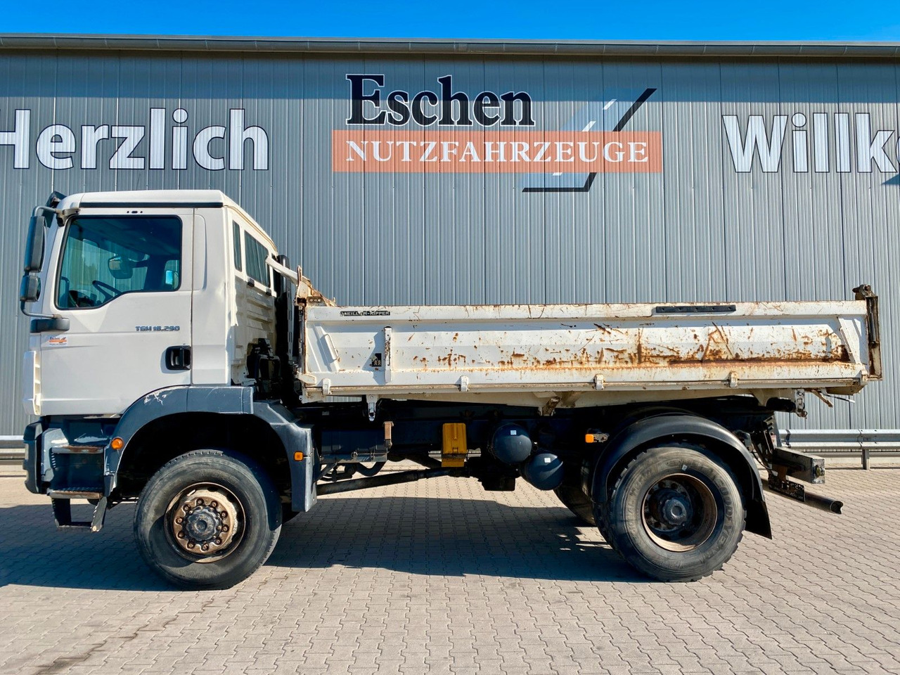 MAN TGM 18.290 4x4 | MEILLER*AHK*Oel*Blatt*1.Hand - 덤프트럭 : 사진 3 MAN TGM 18.290 4x4 | MEILLER*AHK*Oel*Blatt*1.Hand - 덤프트럭 : 사진 3