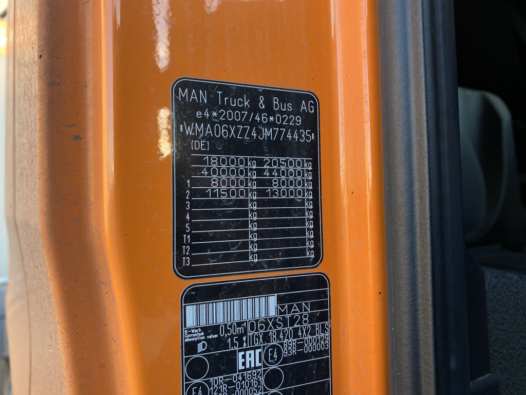 MAN TGX 18.420 4x2 BLS - 트랙터 유닛 : 사진 3 MAN TGX 18.420 4x2 BLS - 트랙터 유닛 : 사진 3