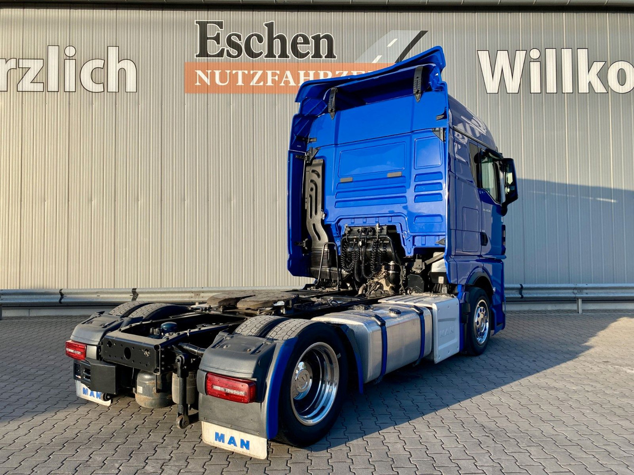 MAN TGX 18.510 |TG3*GM-Kabine*Retarder*ACC*Navi*1.Hd - 트랙터 유닛 : 사진 5 MAN TGX 18.510 |TG3*GM-Kabine*Retarder*ACC*Navi*1.Hd - 트랙터 유닛 : 사진 5