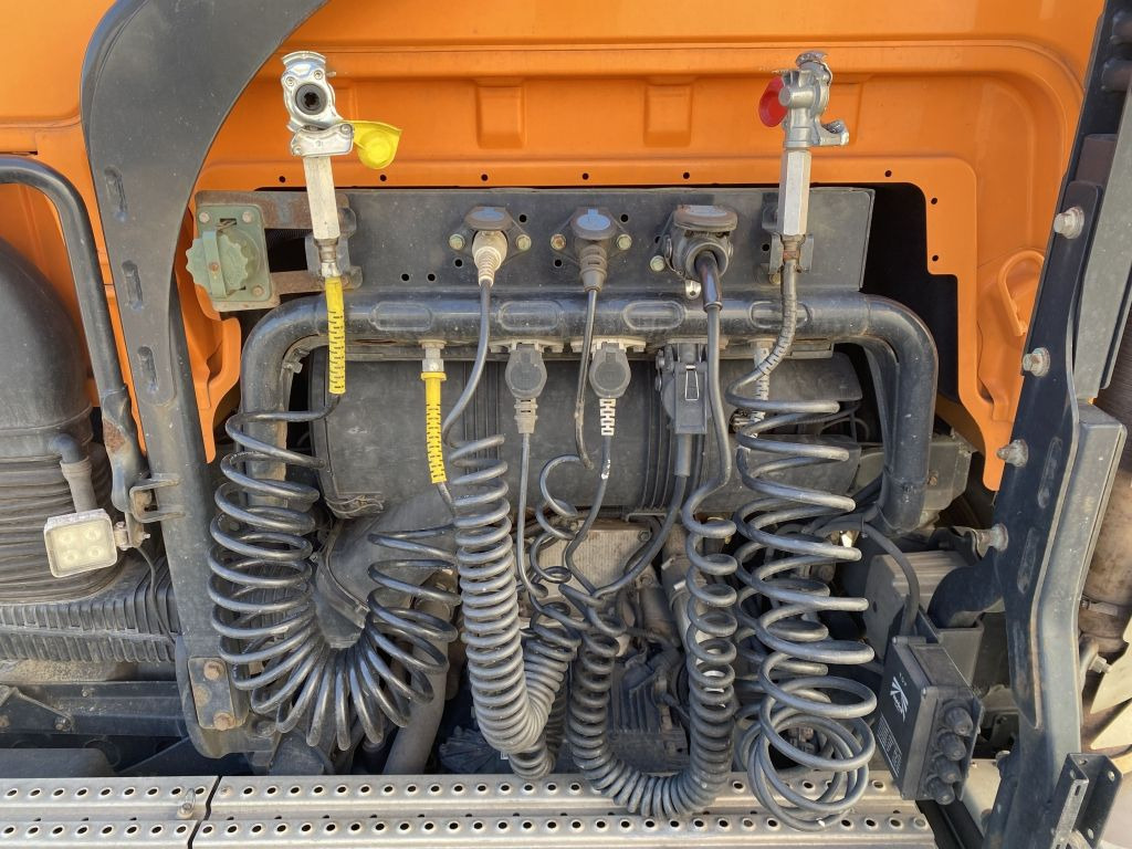 MAN TGX 26.480 6x4 | XLX*Retarder*ACC*50mm AHK*Klima - 트랙터 유닛 : 사진 5 MAN TGX 26.480 6x4 | XLX*Retarder*ACC*50mm AHK*Klima - 트랙터 유닛 : 사진 5