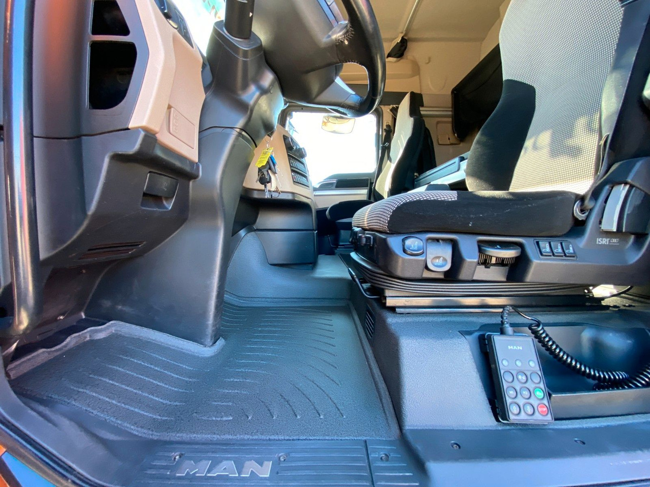 신규 트랙터 유닛 MAN TGX 33.580 6x4 BLS | D38*XLX*Navi*Retarder*ACC : 사진 12