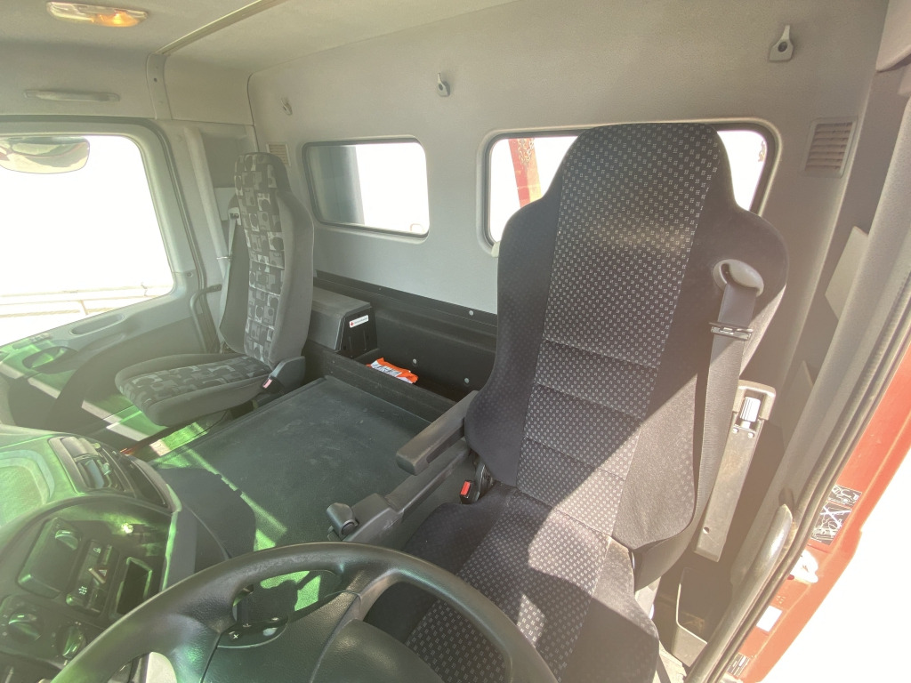 Mercedes-Benz 1836 L 4x2 - 스킵 로더 트럭 : 사진 3 Mercedes-Benz 1836 L 4x2 - 스킵 로더 트럭 : 사진 3