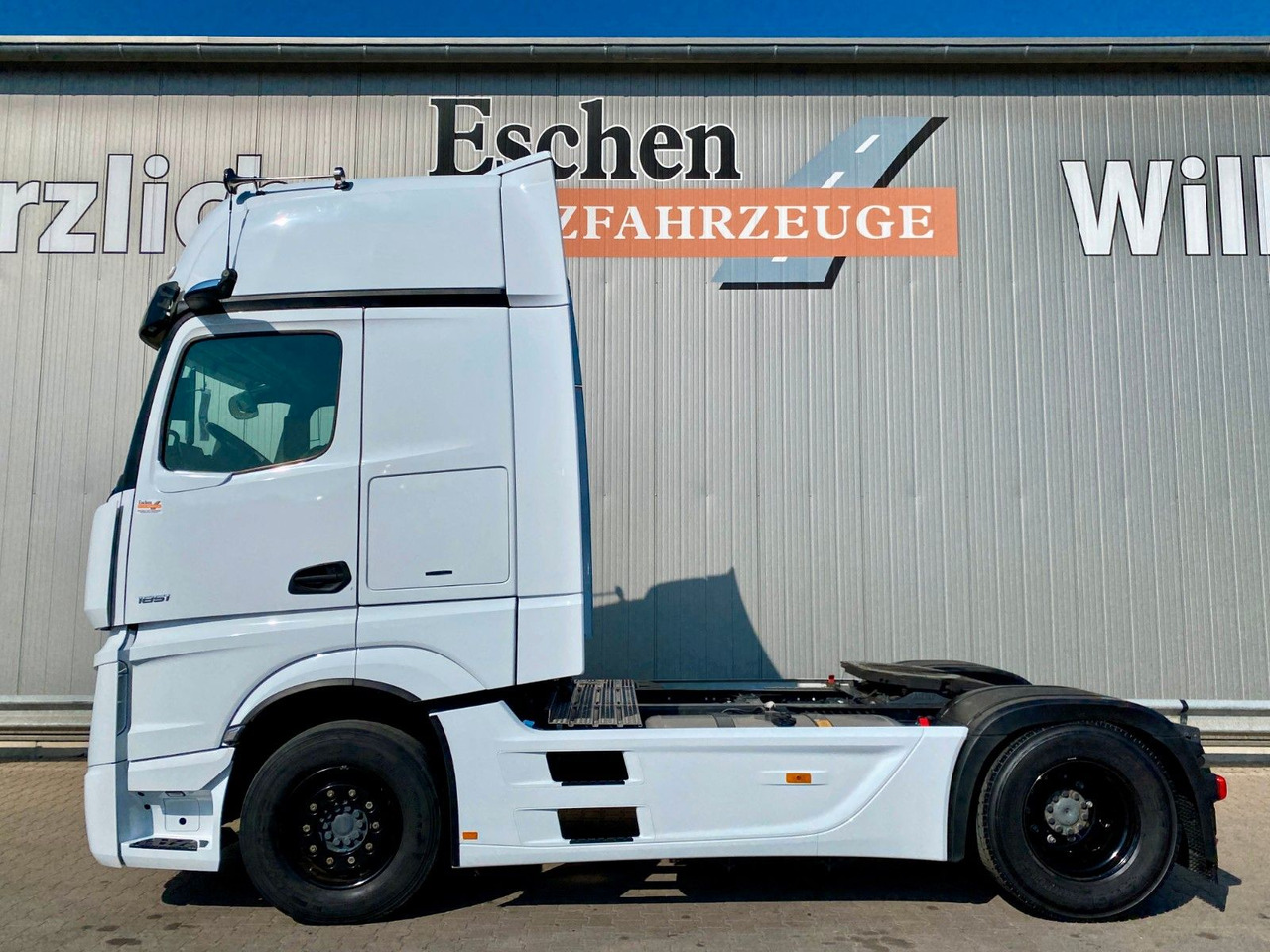 Mercedes-Benz 1851 Actros | GigaSpace*Navi*Retarder*Mirror Cam - 트랙터 유닛 : 사진 2 Mercedes-Benz 1851 Actros | GigaSpace*Navi*Retarder*Mirror Cam - 트랙터 유닛 : 사진 2