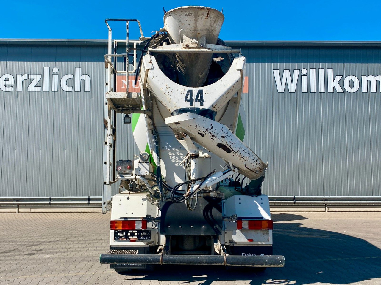 Mercedes-Benz 3240 Arocs 8x4| 9m³ Stetter*Navi*Klima*ASR*Blatt - 콘크리트 믹서 트럭 : 사진 4 Mercedes-Benz 3240 Arocs 8x4| 9m³ Stetter*Navi*Klima*ASR*Blatt - 콘크리트 믹서 트럭 : 사진 4