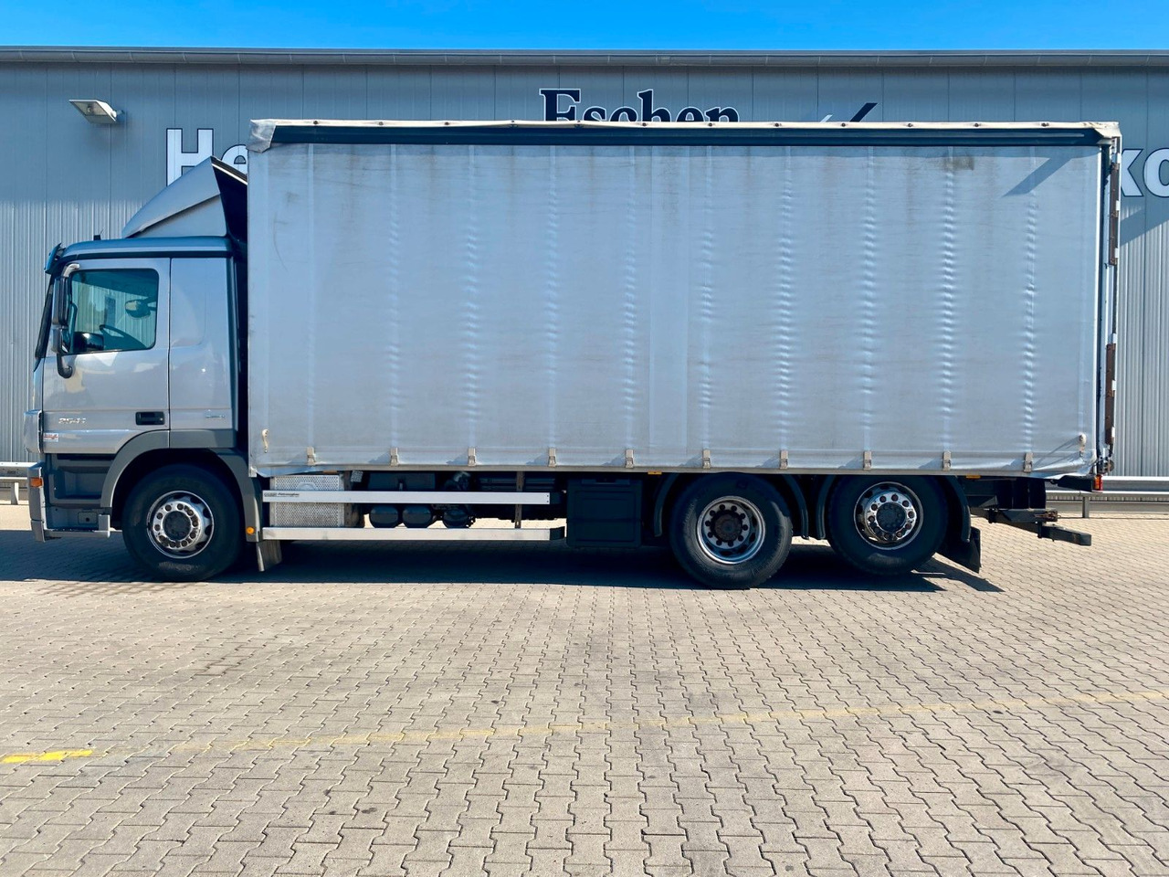 Mercedes-Benz Actros 2541| beidseitig Gardine*Edscha*AHK*Klima - 커튼사이더 트럭 : 사진 2 Mercedes-Benz Actros 2541| beidseitig Gardine*Edscha*AHK*Klima - 커튼사이더 트럭 : 사진 2