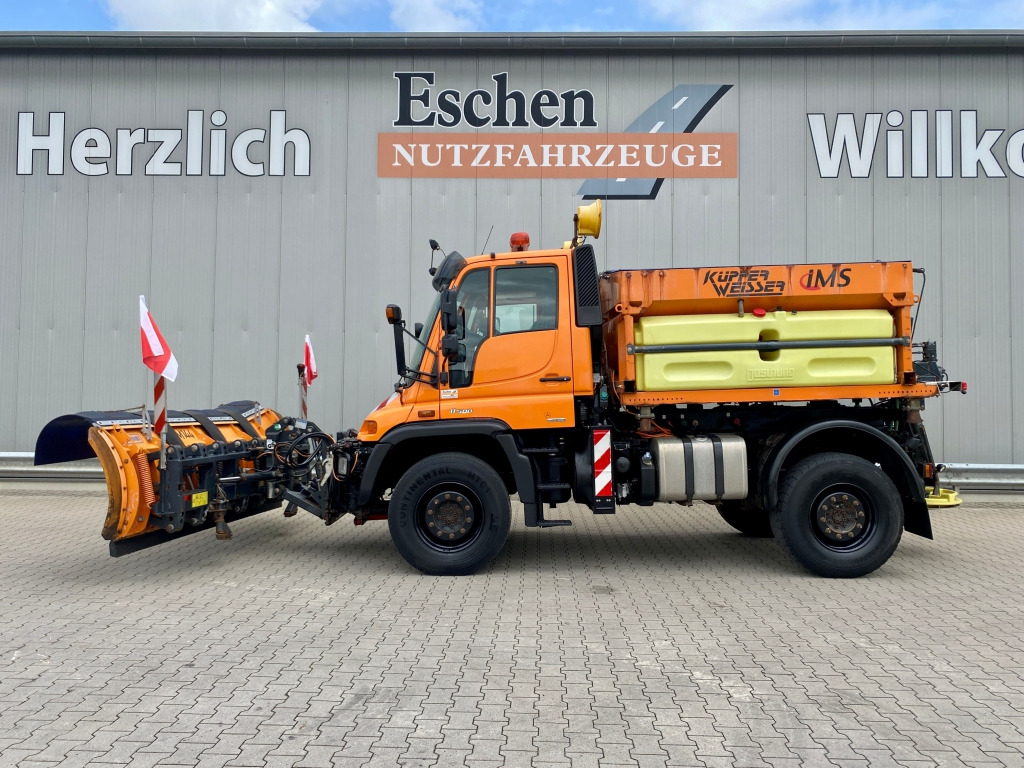 Mercedes-Benz Unimog U 500 4x4 - 제설차량 : 사진 2 Mercedes-Benz Unimog U 500 4x4 - 제설차량 : 사진 2
