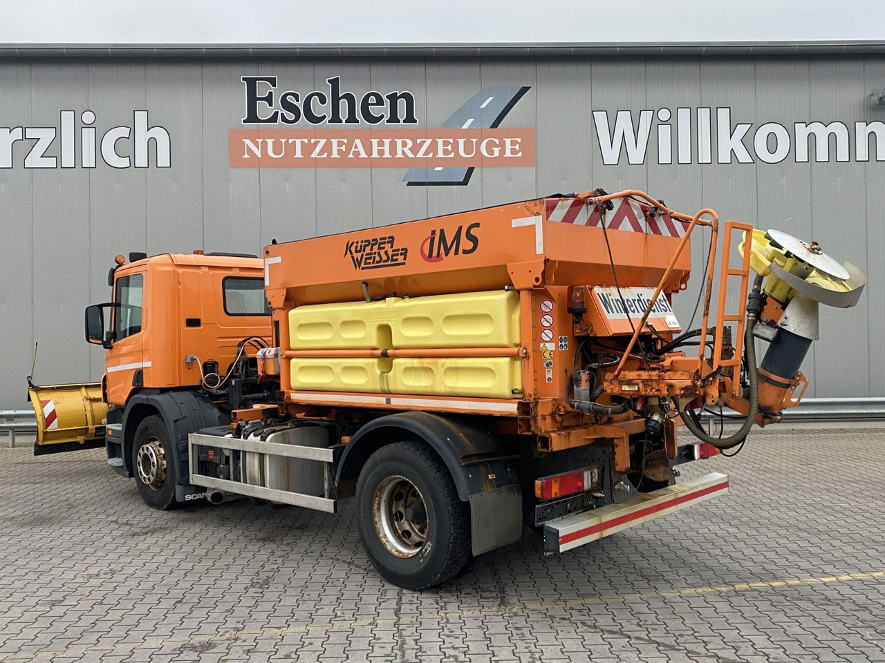 Scania P 230 | Winterdienst*Salzstreuer/Küpper-Weisser - 드롭사이드/ 플랫베드 트럭 : 사진 4 Scania P 230 | Winterdienst*Salzstreuer/Küpper-Weisser - 드롭사이드/ 플랫베드 트럭 : 사진 4