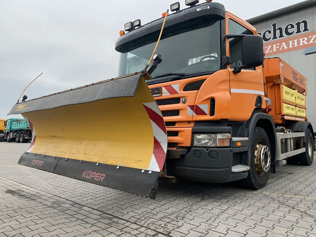 Scania P 230 | Winterdienst*Salzstreuer/Küpper-Weisser - 드롭사이드/ 플랫베드 트럭 : 사진 2 Scania P 230 | Winterdienst*Salzstreuer/Küpper-Weisser - 드롭사이드/ 플랫베드 트럭 : 사진 2