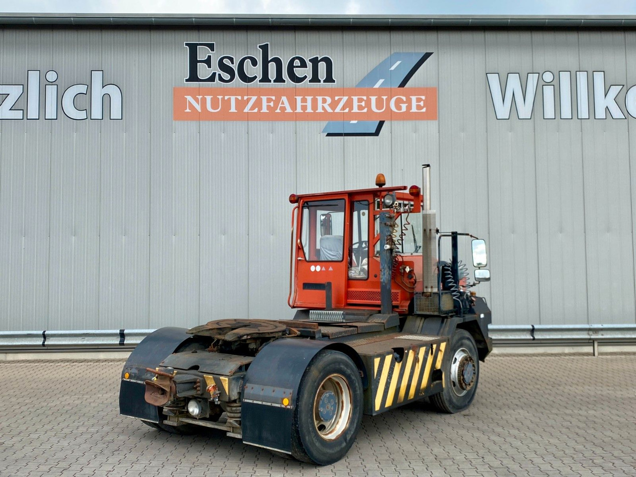 Terberg RT20 4x4 Rangierfahrzeug | Automatik - 트럭 : 사진 5 Terberg RT20 4x4 Rangierfahrzeug | Automatik - 트럭 : 사진 5