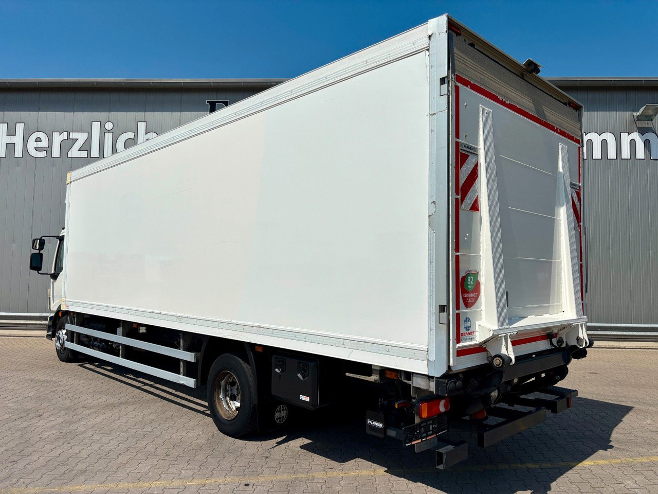 Volvo FL 250|CarrierSupra1250MT*Diesel/Netz*LBW 2.0to. - 냉동탑차 : 사진 3 Volvo FL 250|CarrierSupra1250MT*Diesel/Netz*LBW 2.0to. - 냉동탑차 : 사진 3