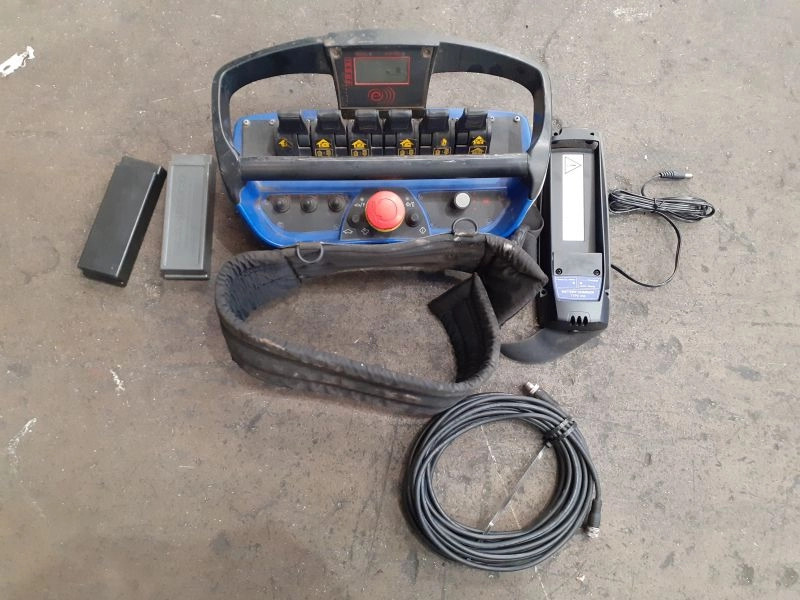 Grúa Fassi F245A.2.26 E-Dynamic - 로더 크레인 트럭 용 : 사진 4 Grúa Fassi F245A.2.26 E-Dynamic - 로더 크레인 트럭 용 : 사진 4