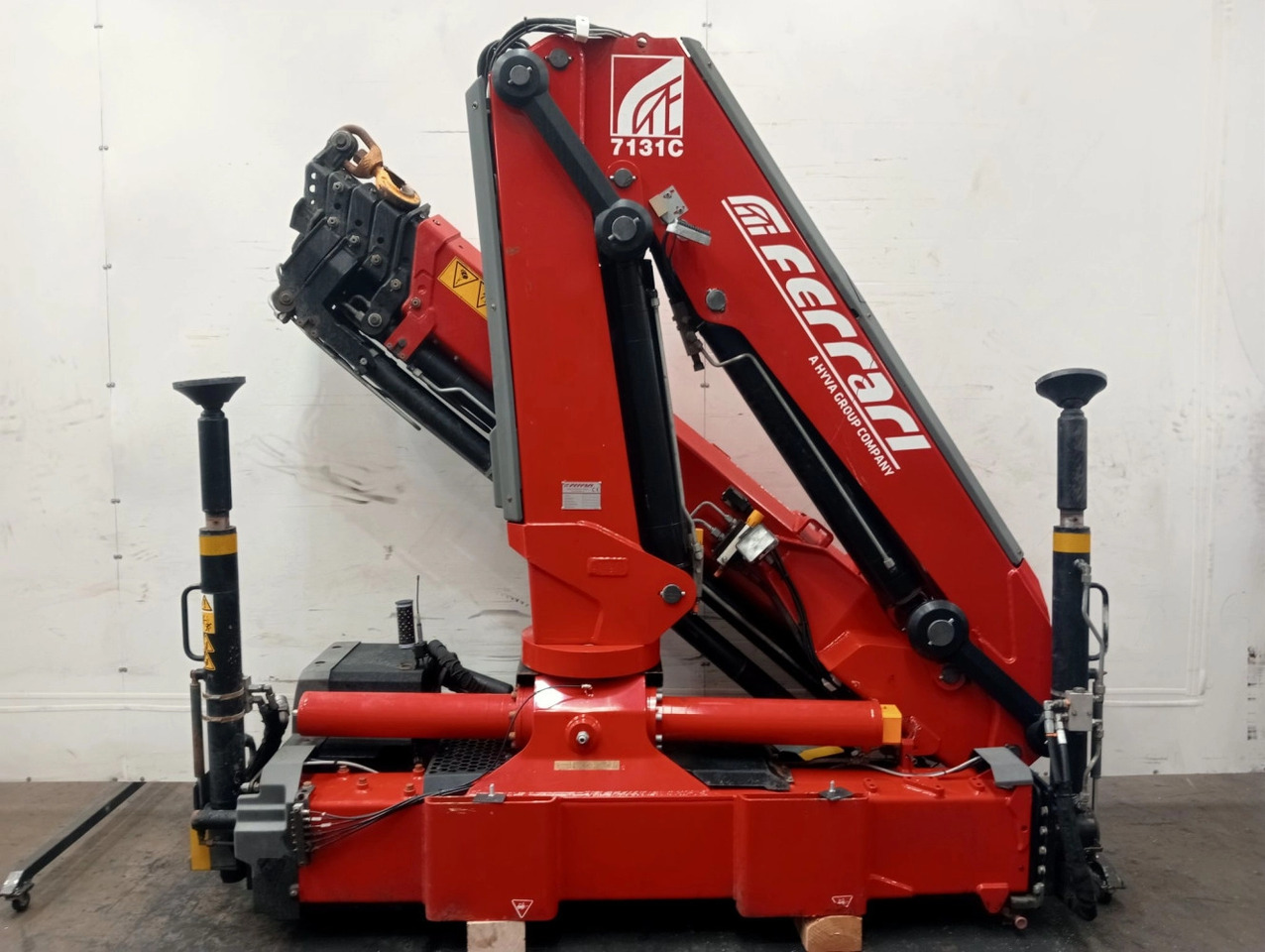 Grúa Ferrari F7131C A5 - 로더 크레인 트럭 용 : 사진 1 Grúa Ferrari F7131C A5 - 로더 크레인 트럭 용 : 사진 1