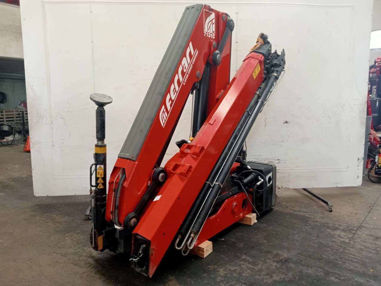 Grúa Ferrari F7131C A5 - 로더 크레인 트럭 용 : 사진 3 Grúa Ferrari F7131C A5 - 로더 크레인 트럭 용 : 사진 3