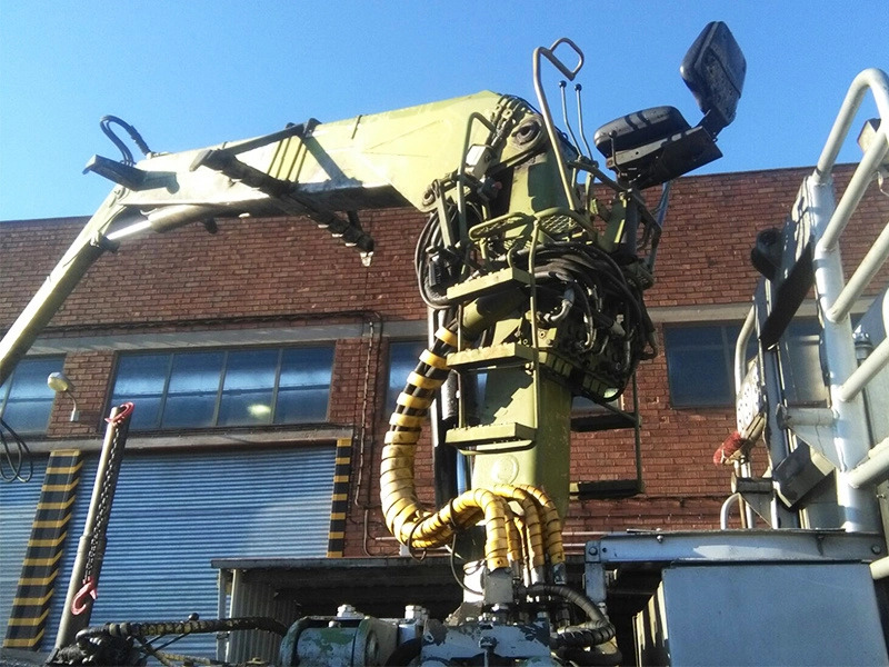 Grúa forestal Loglift F241 - 로더 크레인 산림용 장비 용 : 사진 1 Grúa forestal Loglift F241 - 로더 크레인 산림용 장비 용 : 사진 1