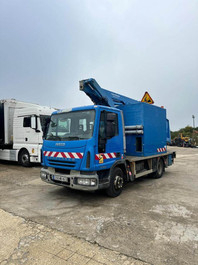 Iveco Eurocargo 100E19 - 트럭 탑재 고가작업 플랫폼 : 사진 1 Iveco Eurocargo 100E19 - 트럭 탑재 고가작업 플랫폼 : 사진 1