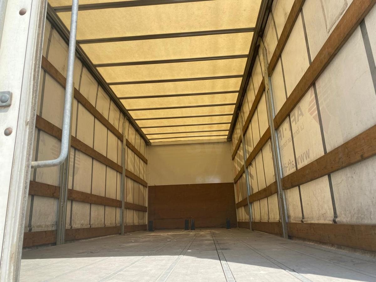 MAN TGX 18.360 - 커튼사이더 트럭 : 사진 2 MAN TGX 18.360 - 커튼사이더 트럭 : 사진 2