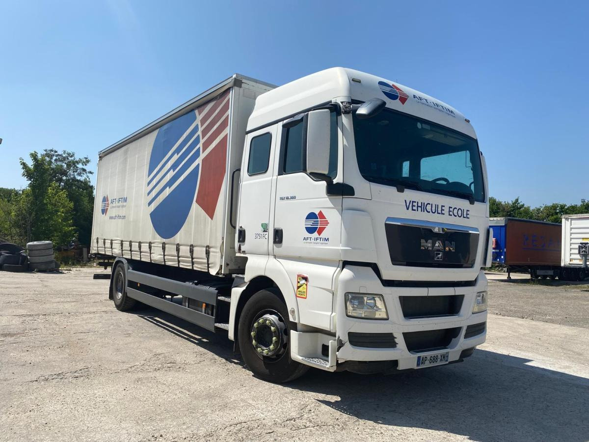 MAN TGX 18.360 - 커튼사이더 트럭 : 사진 1 MAN TGX 18.360 - 커튼사이더 트럭 : 사진 1