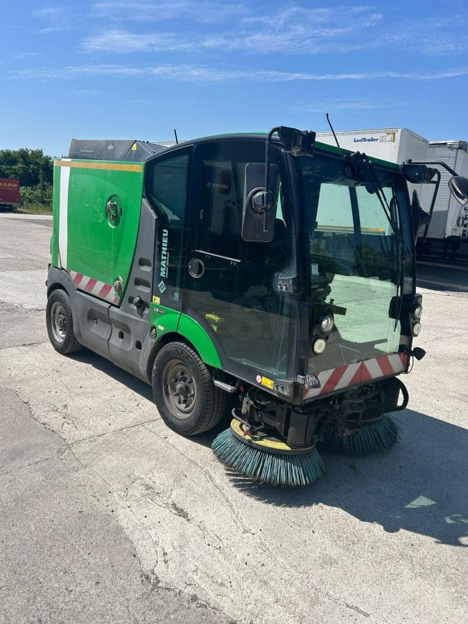 Mathieu Azura MC210 - 거리 청소 차량 : 사진 1 Mathieu Azura MC210 - 거리 청소 차량 : 사진 1
