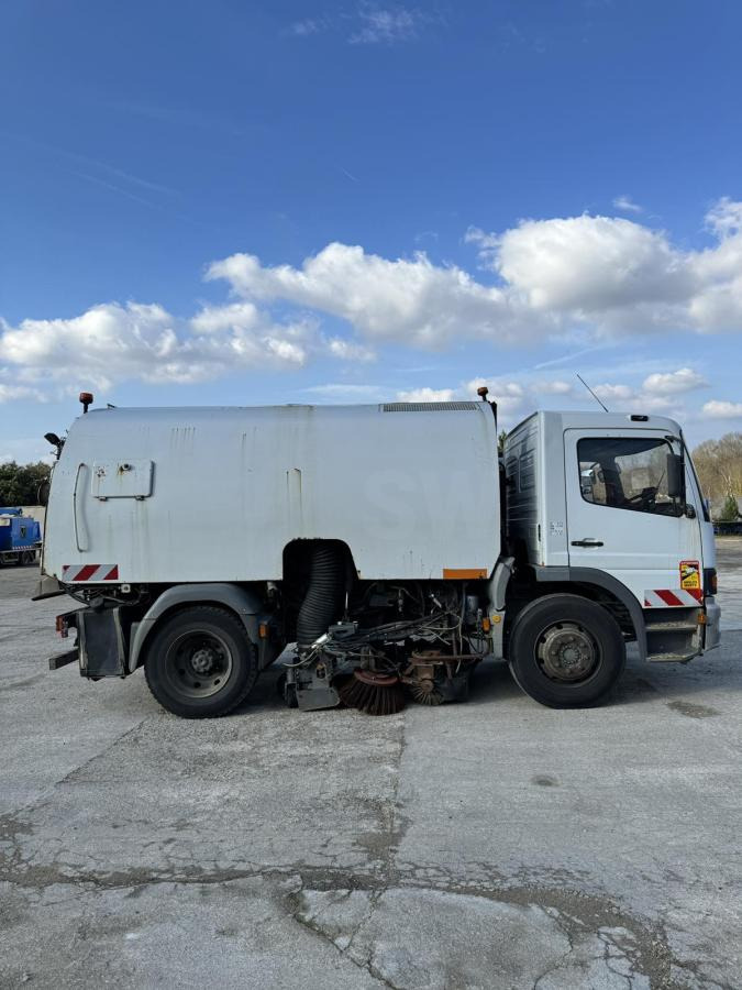 Mercedes Atego - 거리 청소 차량 : 사진 2 Mercedes Atego - 거리 청소 차량 : 사진 2