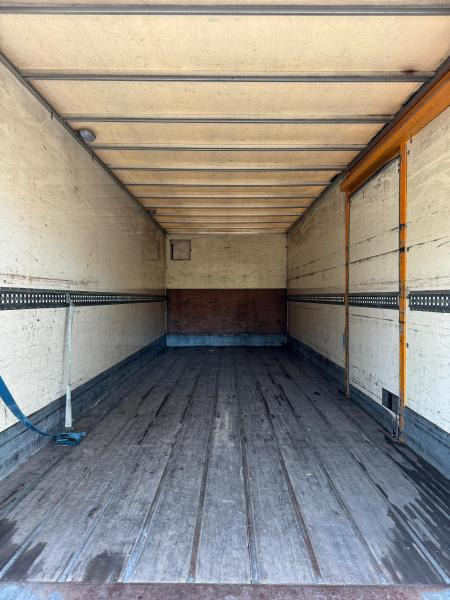 Renault Midlum 220 - 박스 트럭 : 사진 2 Renault Midlum 220 - 박스 트럭 : 사진 2