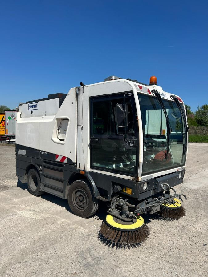 Schmidt Clingo 500 Compact 400 - 거리 청소 차량 : 사진 1 Schmidt Clingo 500 Compact 400 - 거리 청소 차량 : 사진 1