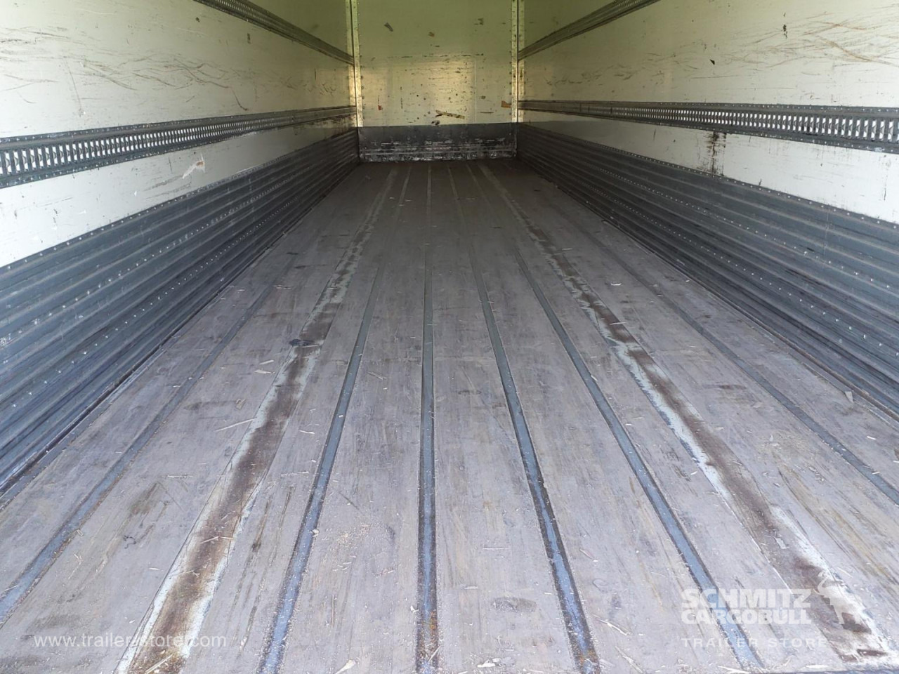 FRUEHAUF Dryfreight Standard Roller shutter door - 밀폐형 박스 세미 트레일러 : 사진 3 FRUEHAUF Dryfreight Standard Roller shutter door - 밀폐형 박스 세미 트레일러 : 사진 3