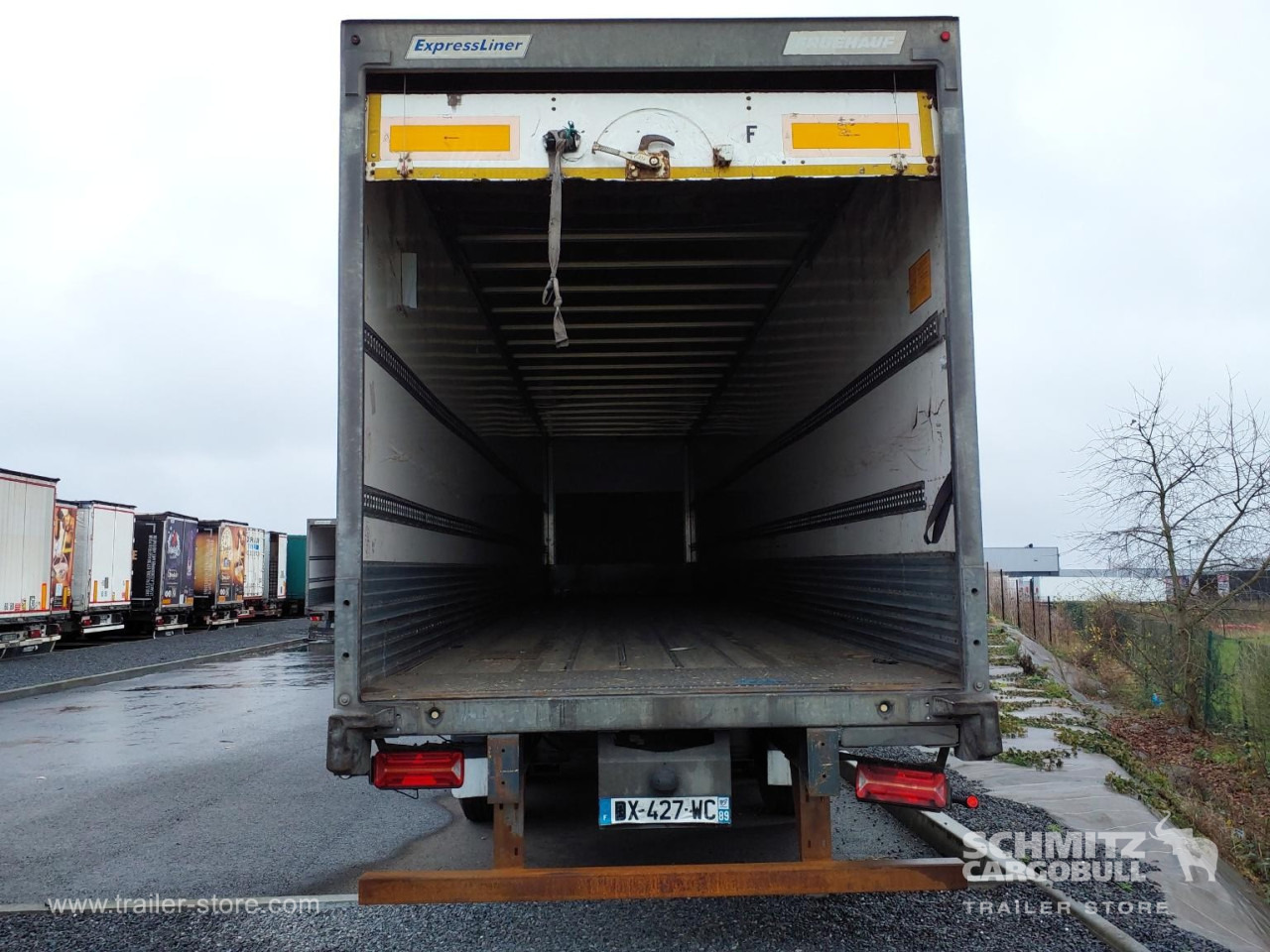 FRUEHAUF Dryfreight Standard Roller shutter door - 밀폐형 박스 세미 트레일러 : 사진 3 FRUEHAUF Dryfreight Standard Roller shutter door - 밀폐형 박스 세미 트레일러 : 사진 3