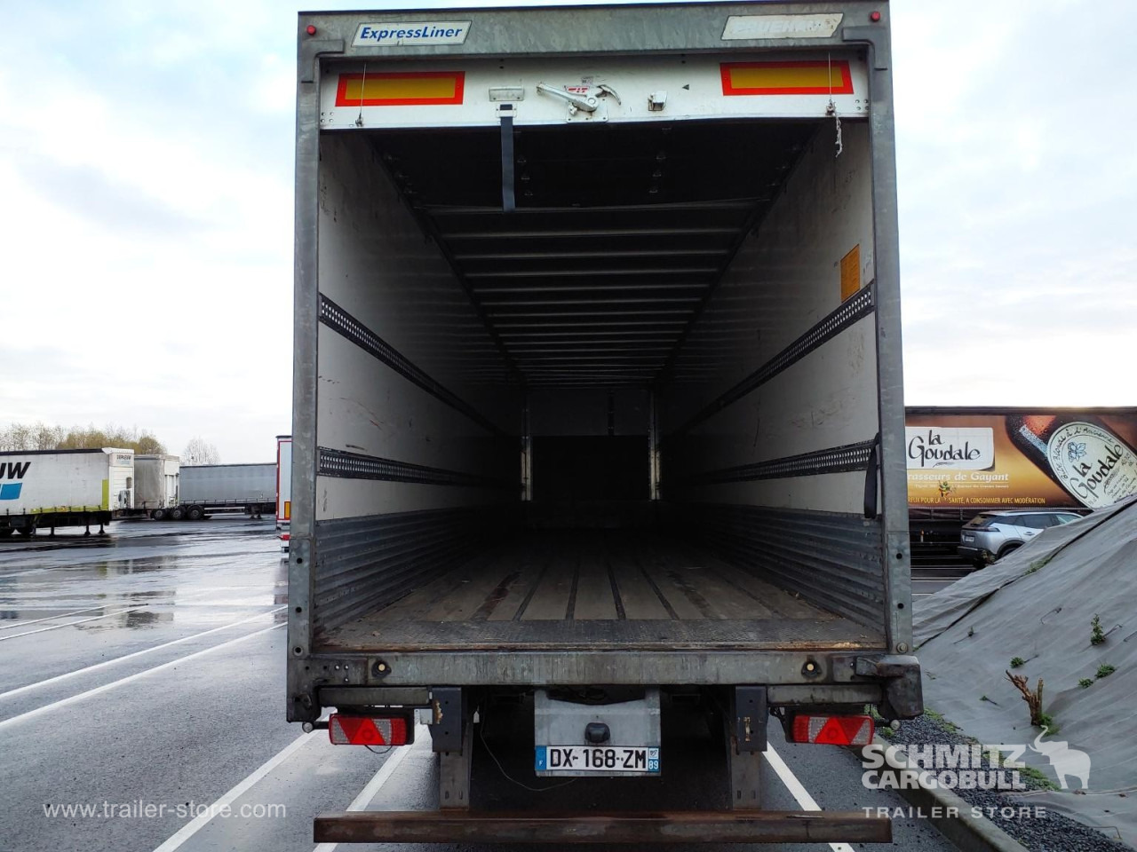 FRUEHAUF Dryfreight Standard Roller shutter door - 밀폐형 박스 세미 트레일러 : 사진 4 FRUEHAUF Dryfreight Standard Roller shutter door - 밀폐형 박스 세미 트레일러 : 사진 4