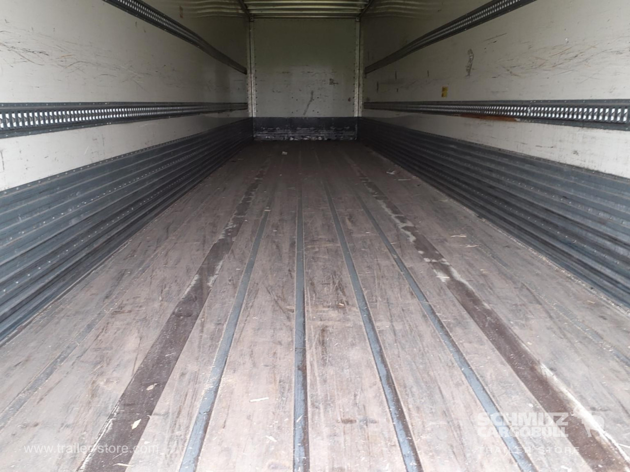 FRUEHAUF Dryfreight Standard Roller shutter door - 밀폐형 박스 세미 트레일러 : 사진 3 FRUEHAUF Dryfreight Standard Roller shutter door - 밀폐형 박스 세미 트레일러 : 사진 3
