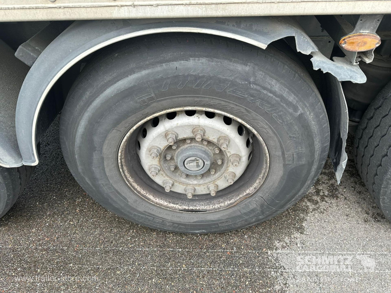 FRUEHAUF Dryfreight Standard - 밀폐형 박스 세미 트레일러 : 사진 3 FRUEHAUF Dryfreight Standard - 밀폐형 박스 세미 트레일러 : 사진 3